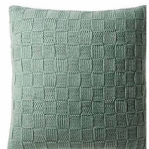 Decorative Pillow | Deign by CONRAN